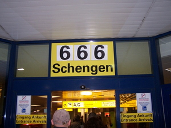 Schengen-666